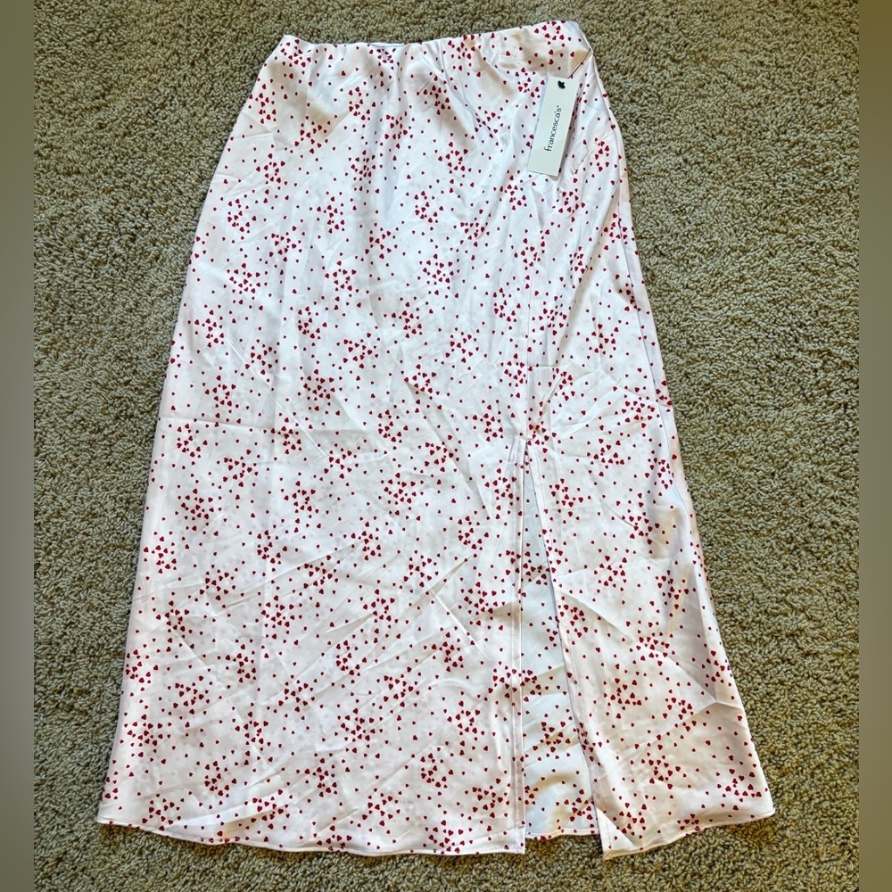Francesca’s Heart Print Skirt | Size XS | NWT